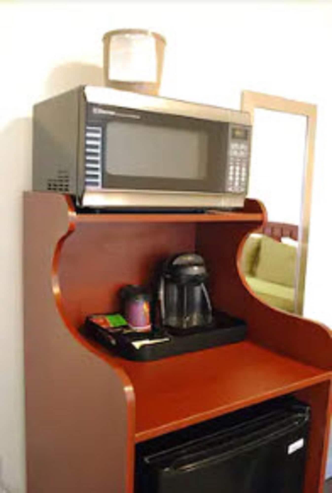 Bella Capri Inn And Suites Camarillo Ngoại thất bức ảnh
